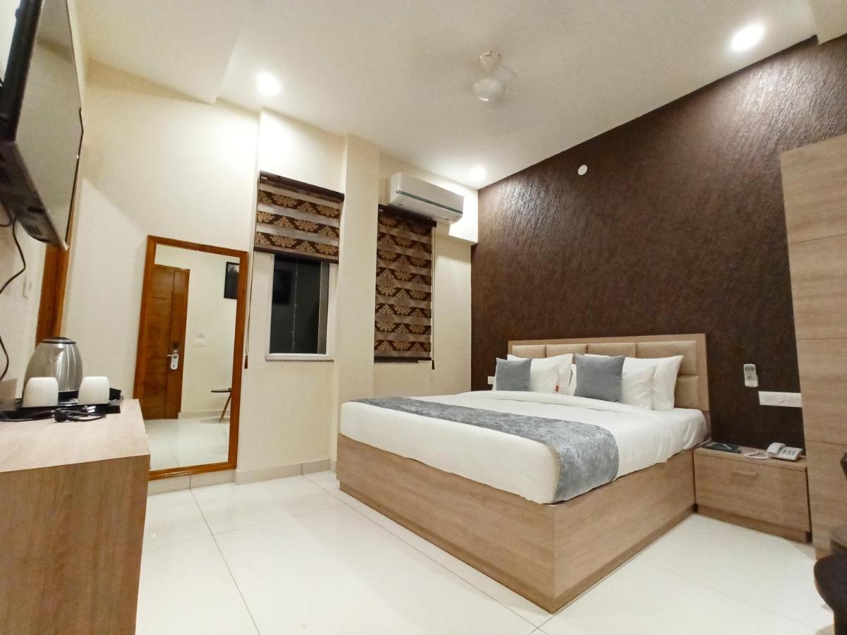 Hotel Vishal Imperial Rohtak Eksteriør bilde